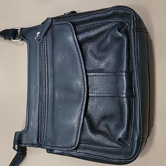 Fossil Pebbled Leather, Black Organizer, Wallet Crossbody Bag, EUC. - Picture 4 of 10